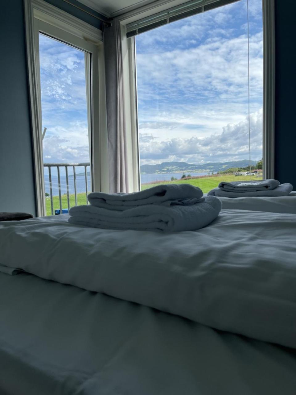 Klostergarden Bed & Breakfast Tautra ภายนอก รูปภาพ